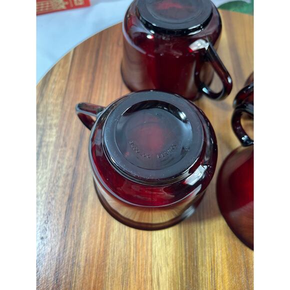 Vintage Arcoroc France Ruby Red Glass 4 Cups–Elegant Mid-Century Drinkware - Picture 9 of 11